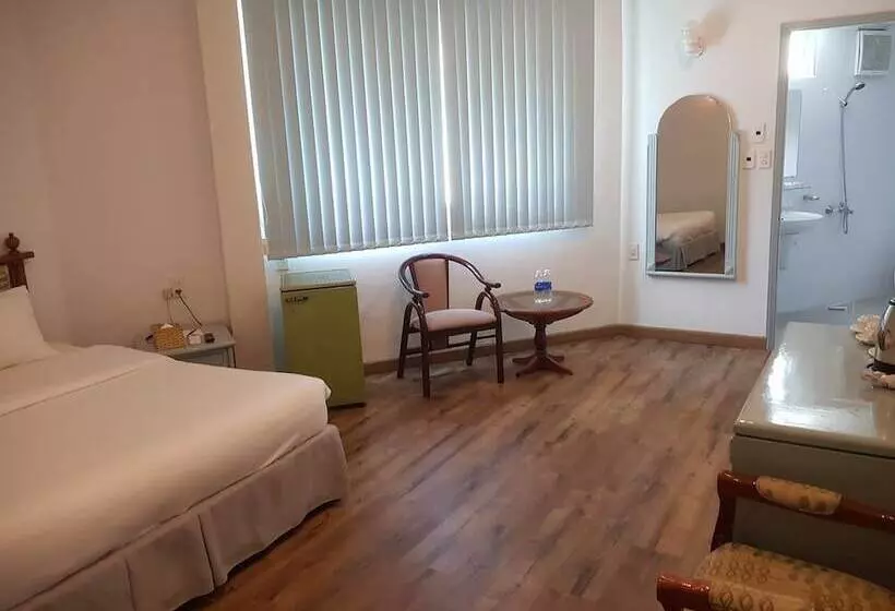 Fotos del hotel Riverside  Saigon:  15