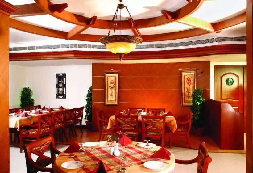 Fotos del hotel Maurya Rajadhani:  5