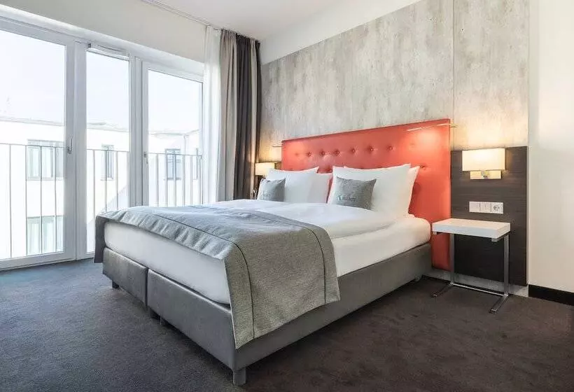 Select  Berlin The Wall