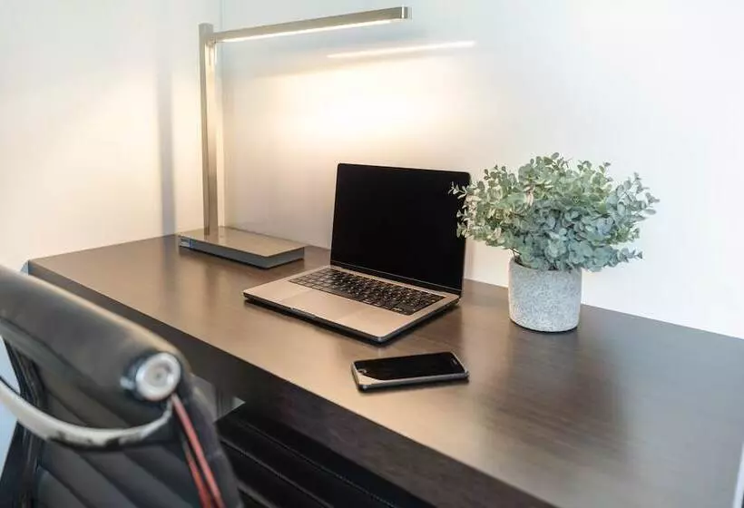 Fotos del hotel Select  Berlin The Wall:  8