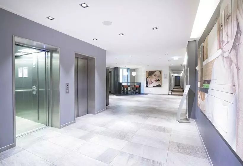 Fotos del hotel Select  Berlin The Wall:  2