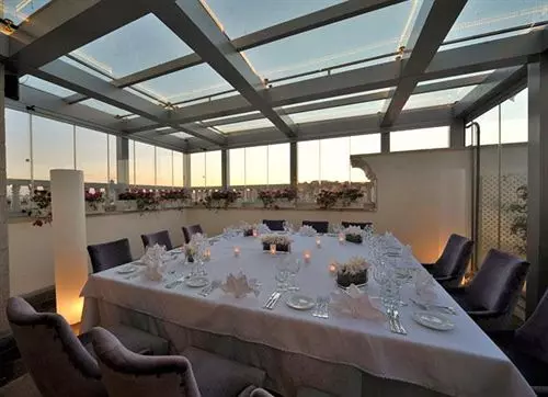 Fotos del hotel Warwick Il Palazzo Hotel & Suites:  19