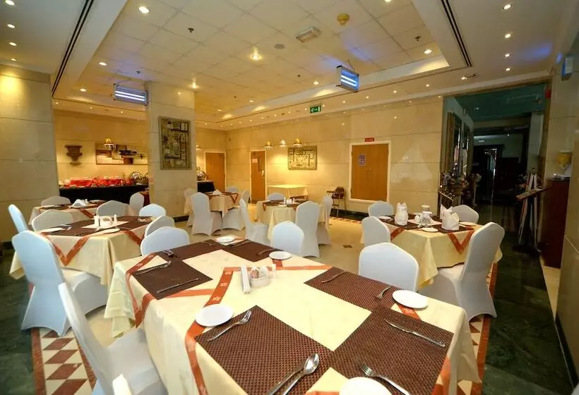 Fotos del hotel Nejoum Al Emarat:  15