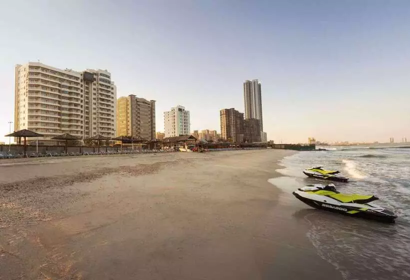 Fotos del hotel Ramada By Wyndham Beach Hotel Ajman:  10