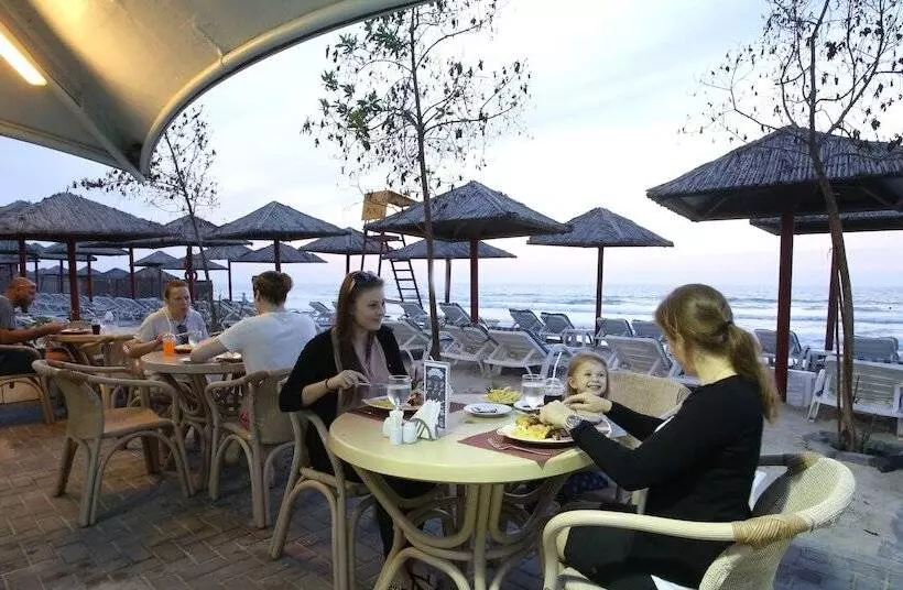 Fotos del hotel Ramada By Wyndham Beach Hotel Ajman:  15