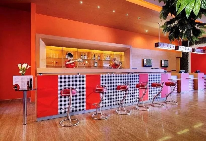 Fotos del hotel Ibis Bali Kuta:  7