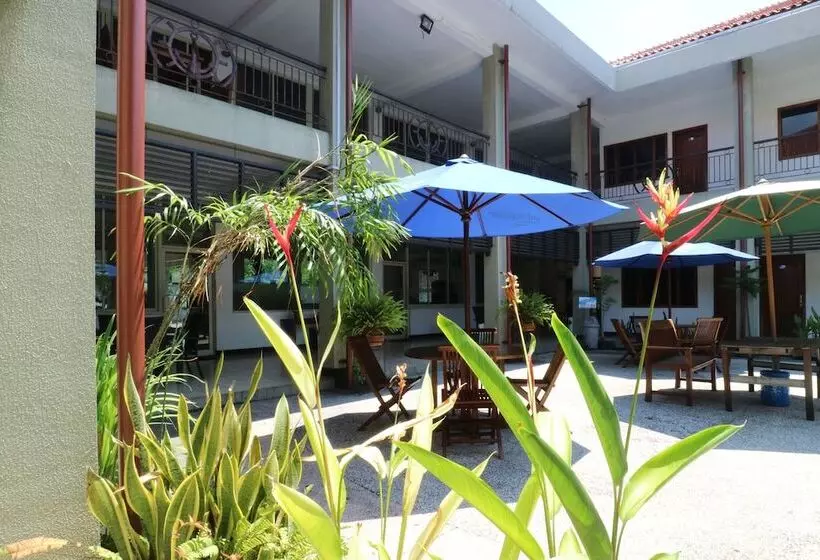 Fotos del hotel Pacific  Surabaya:  5