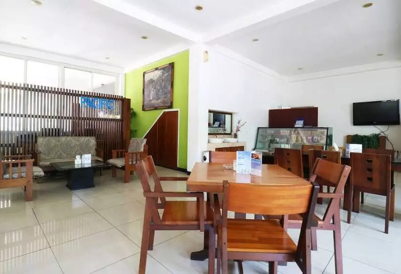 Fotos del hotel Pacific  Surabaya:  24