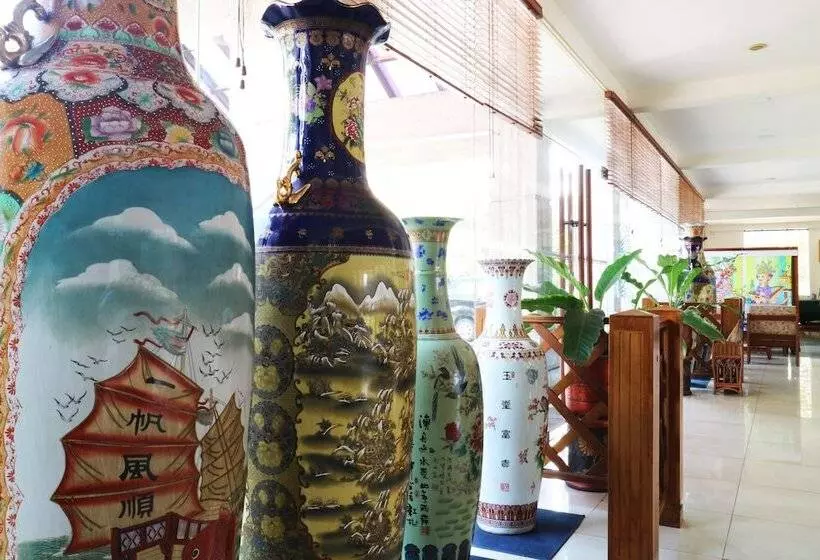 Fotos del hotel Pacific  Surabaya:  12