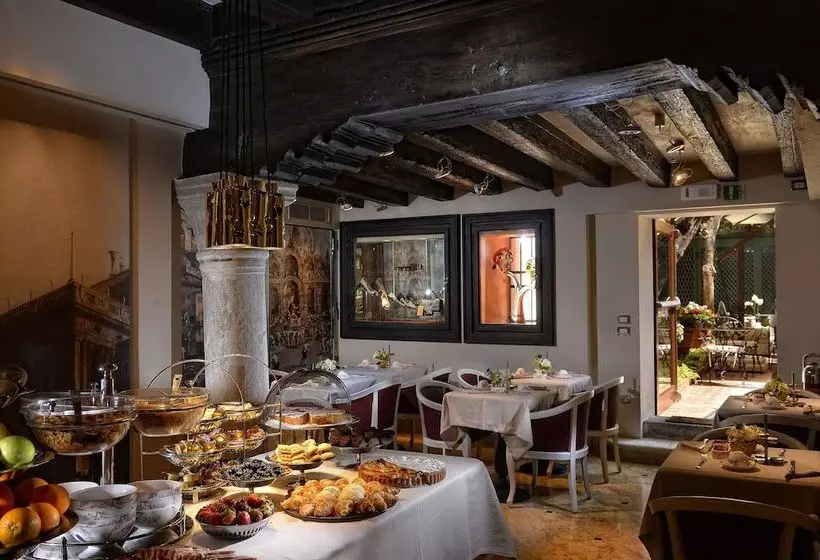 Fotos del hotel Palazzetto Madonna:  3