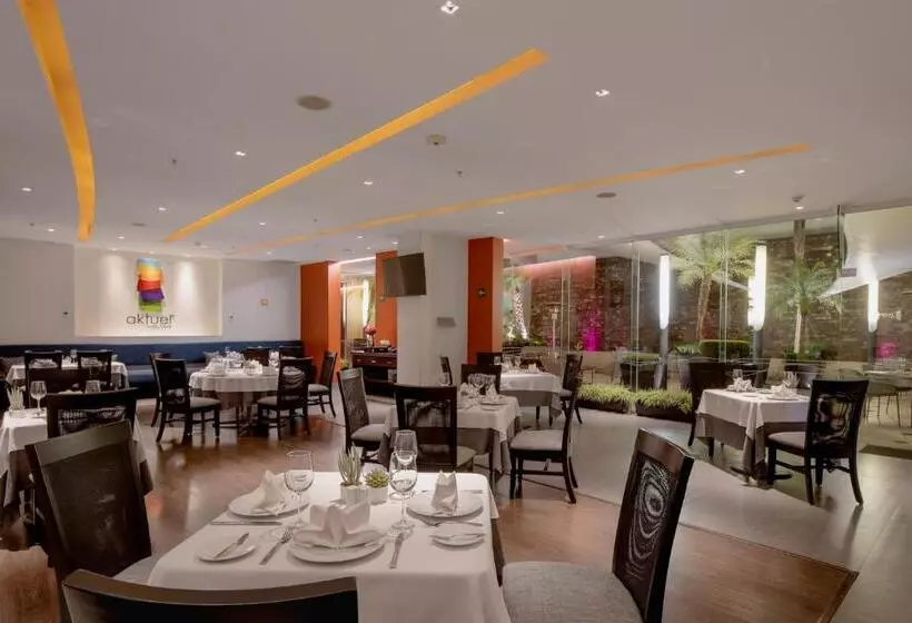 Fotos del hotel Novit:  7