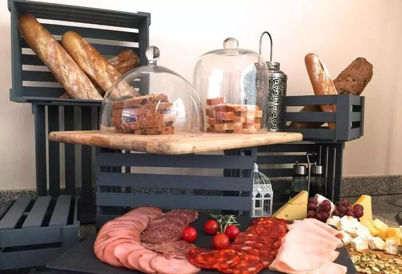 Fotos del hotel Novit:  22