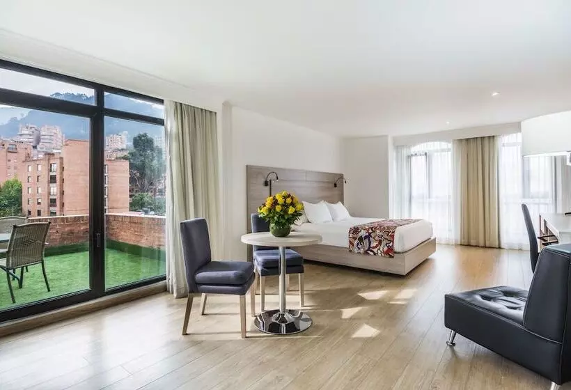 Fotos del hotel Rosales Plaza:  16