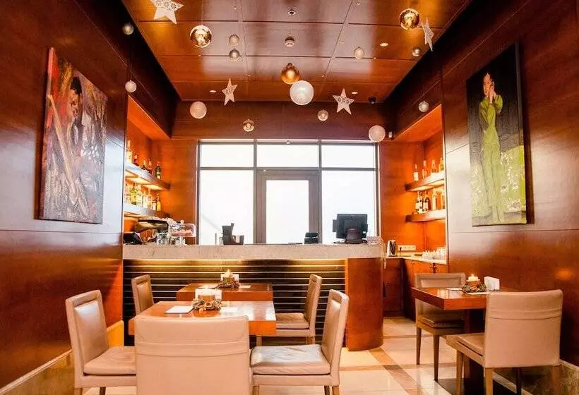 Fotos del hotel City:  11