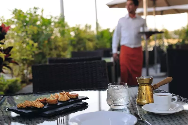 Fotos del hotel Mövenpick  Apartments Al Mamzar Dubai:  6