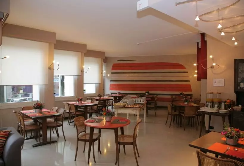 Fotos del hotel Park Hotel Meublé:  25