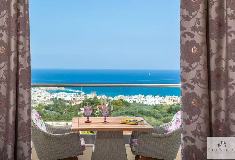 Fotos del hotel Pilot's Villas Luxury Suites:  6