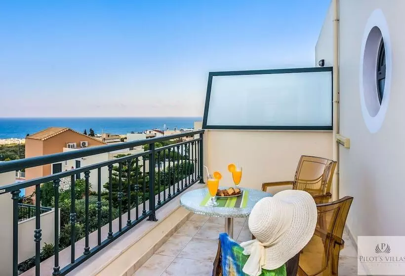 Fotos del hotel Pilot's Villas Luxury Suites:  25