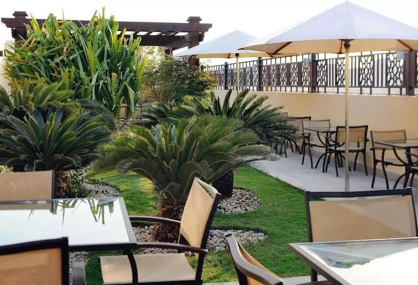 Fotos del hotel Mövenpick  Apartments Al Mamzar Dubai:  9