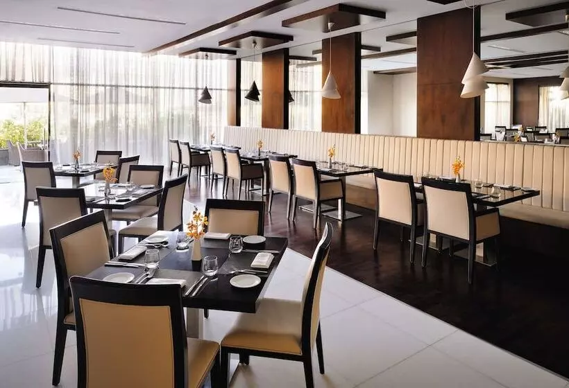 Fotos del hotel Mövenpick  Apartments Al Mamzar Dubai:  45