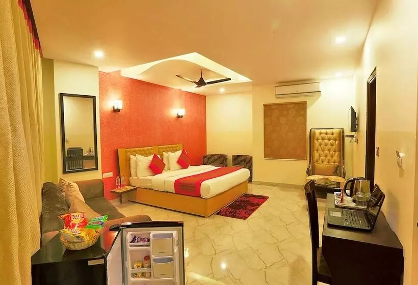 Fotos del hotel Airport City:  8