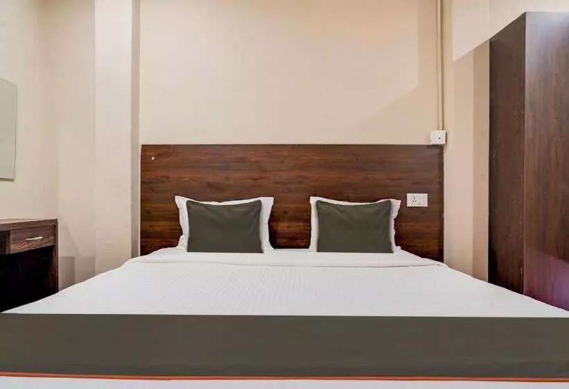 Fotos del hotel Airport City:  14