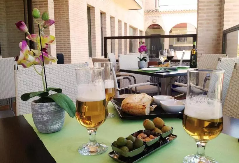 Fotos del hotel La Bastida:  4