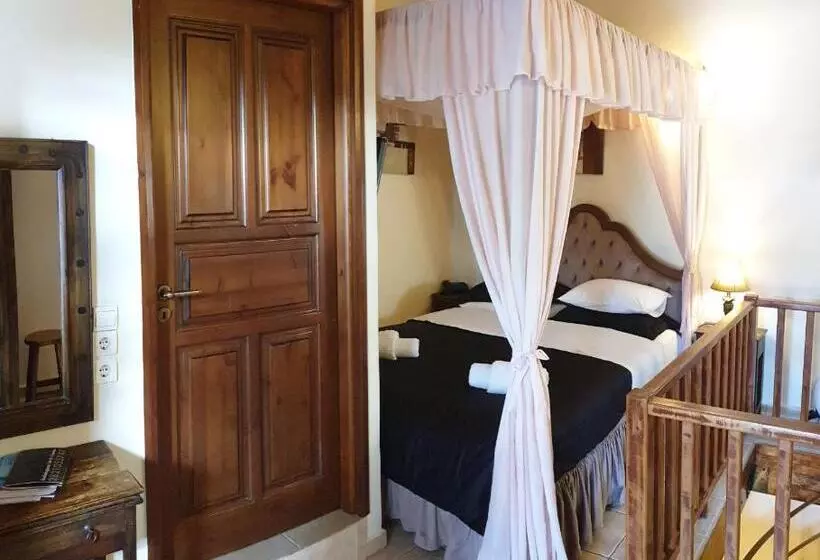 Odos Oneiron Boutique