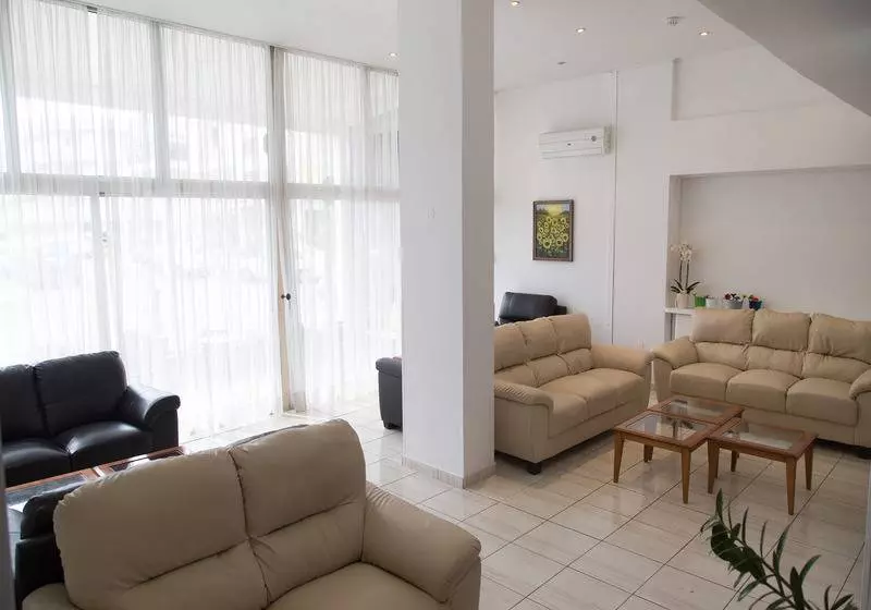 Fotos del hotel Sunflower  Apartments:  2