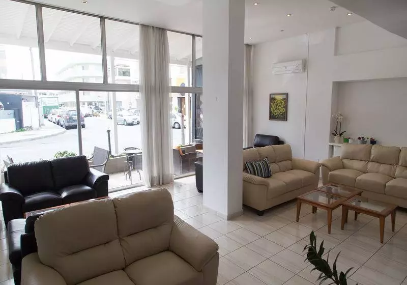 Fotos del hotel Sunflower  Apartments:  10