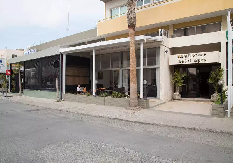 Fotos del hotel Sunflower  Apartments:  12