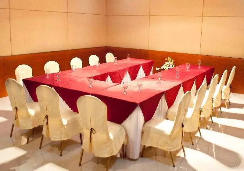 Fotos del hotel Allure Hotel & Suites:  7