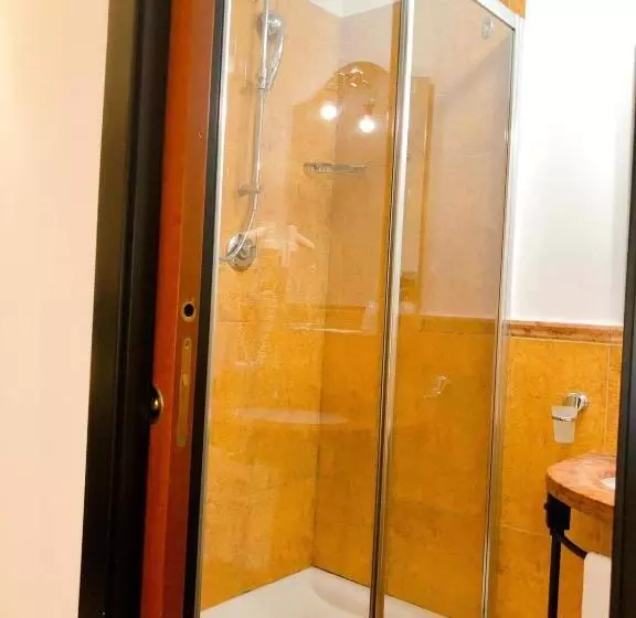 Fotos del hotel Florio Operà Palermo Central:  7