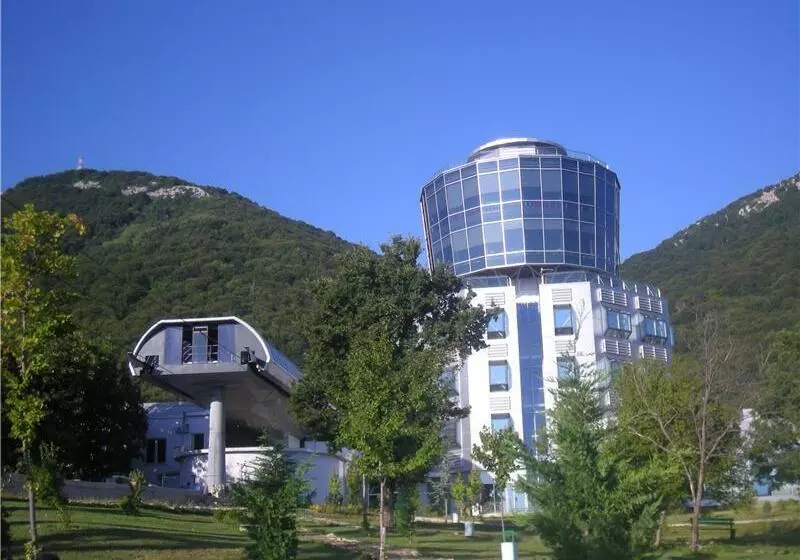 Fotos del hotel Dajti Tower Belvedere Hotel:  9