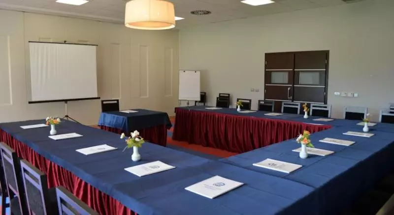 Fotos del hotel Dajti Tower Belvedere Hotel:  5