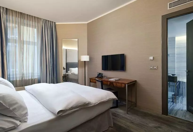 Fotos del hotel The Emblem:  7