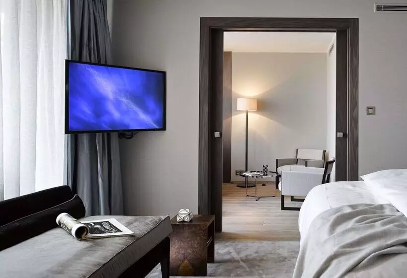 Fotos del hotel The Emblem:  11