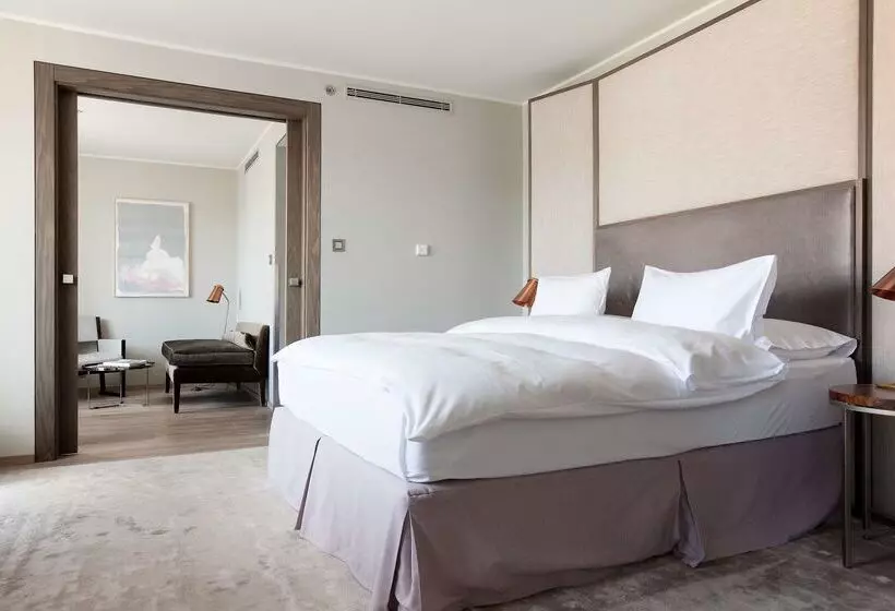 Fotos del hotel The Emblem:  13