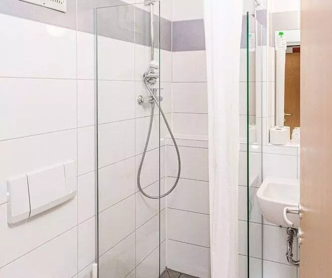 Fotos del hotel Korotan:  11