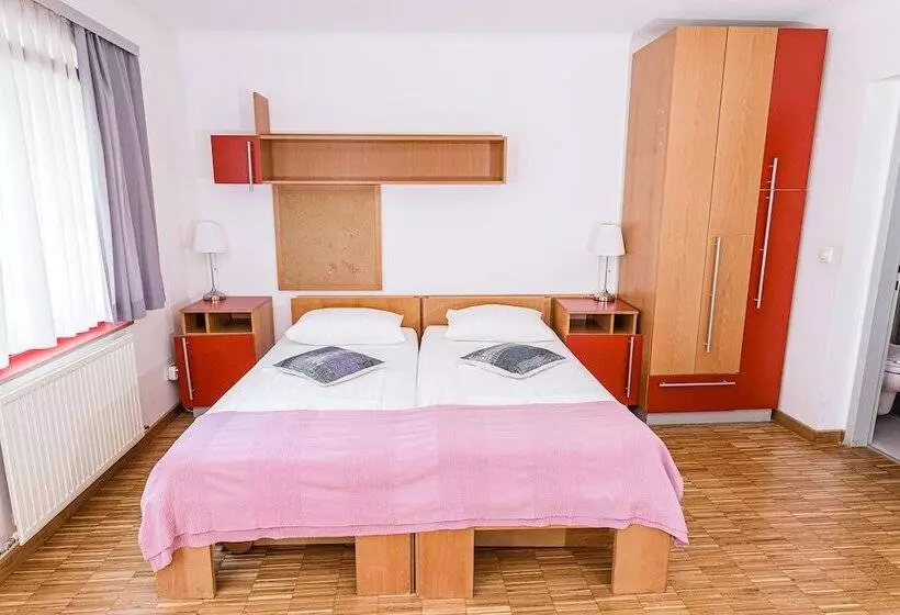 Fotos del hotel Korotan:  15