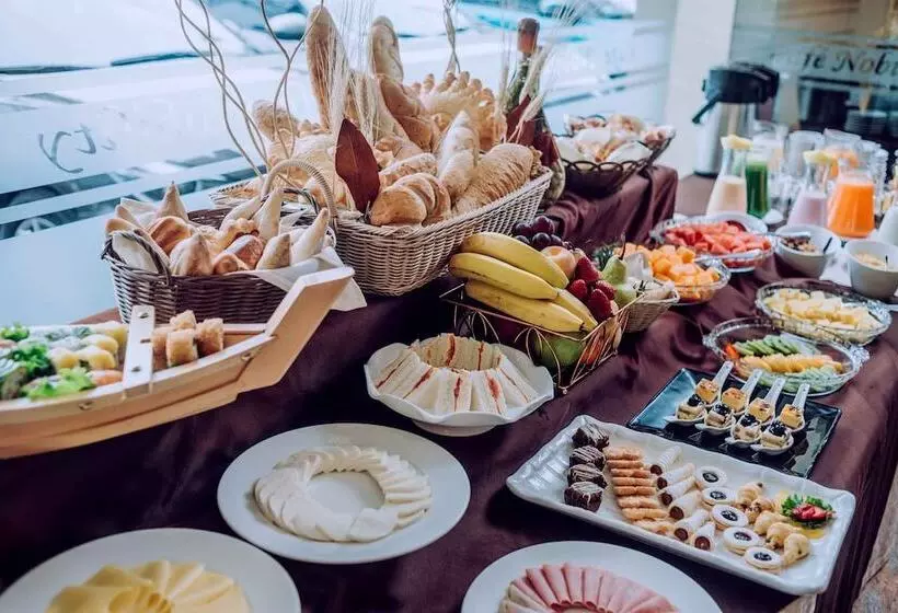 Fotos del hotel Nobility:  13