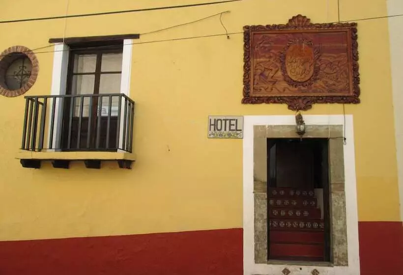 Fotos del hotel Casa Sangre De Cristo:  1
