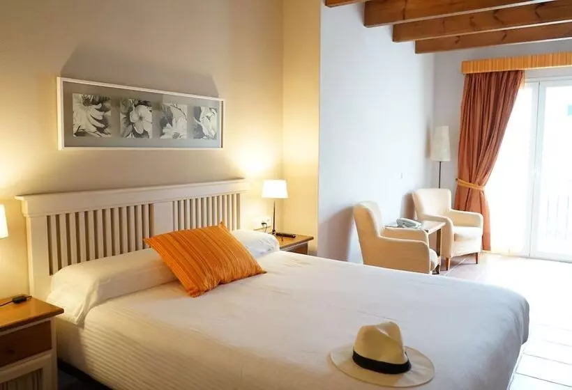 Fotos del hotel Es Mercadal:  8