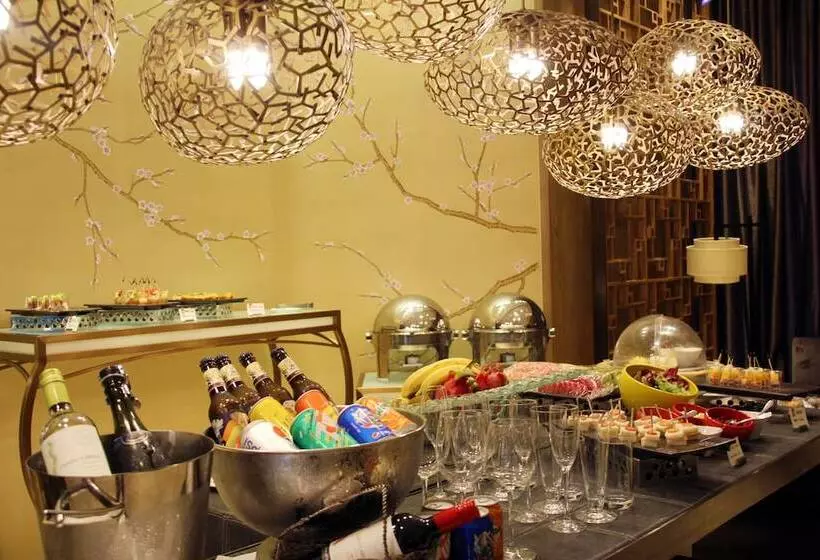 Fotos del hotel Hualuxe Shanghai Twelve At Hengshan, An Ihg:  5