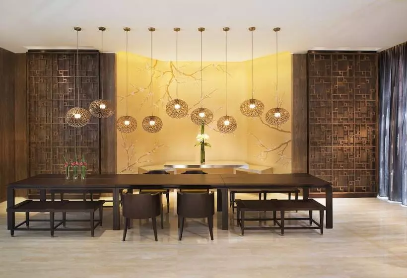 Fotos del hotel Hualuxe Shanghai Twelve At Hengshan, An Ihg:  8