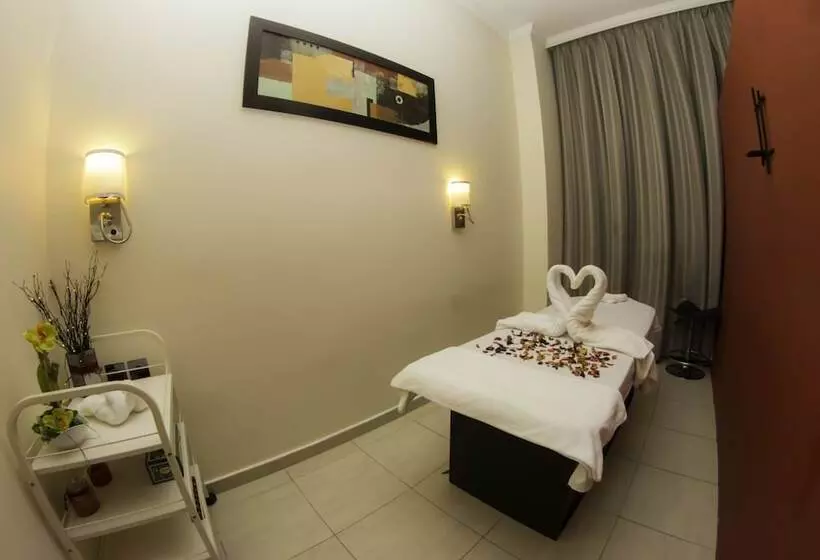 Fotos del hotel The Royal Riviera  Doha:  2