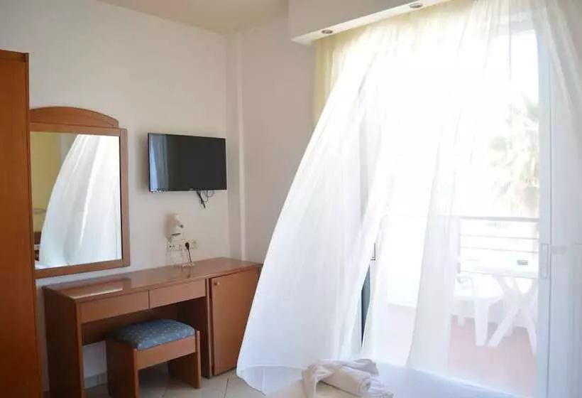 Fotos del hotel Krini Beach:  16