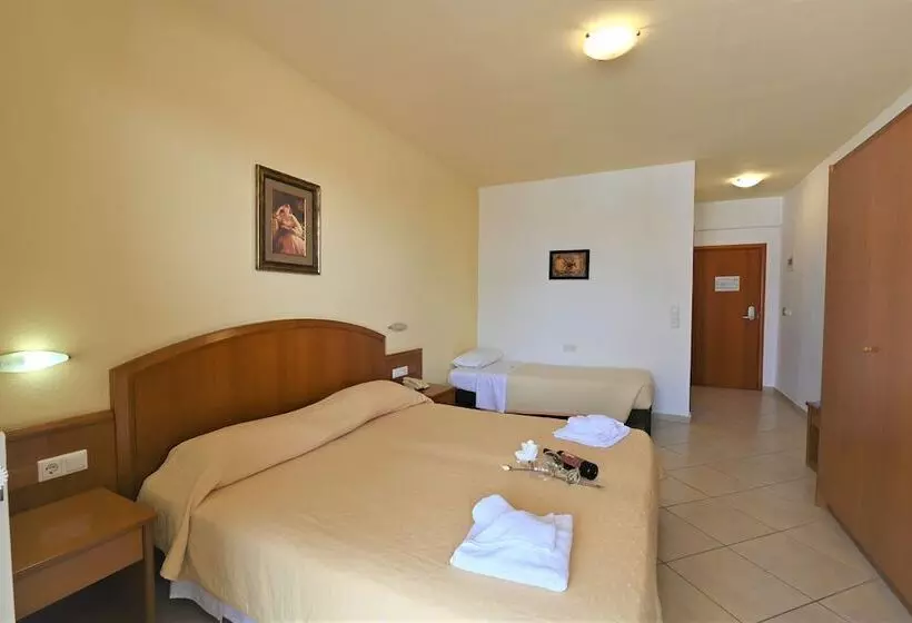 Fotos del hotel Krini Beach:  13