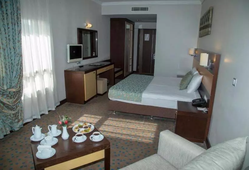 Fotos del hotel Mom:  19