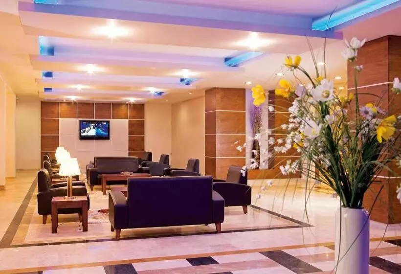 Fotos del hotel Mom:  15